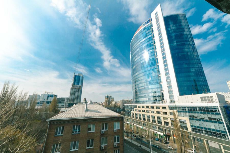 Apartments On Besarabka Kyiv Exterior photo